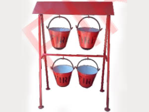Four Bucket Stand